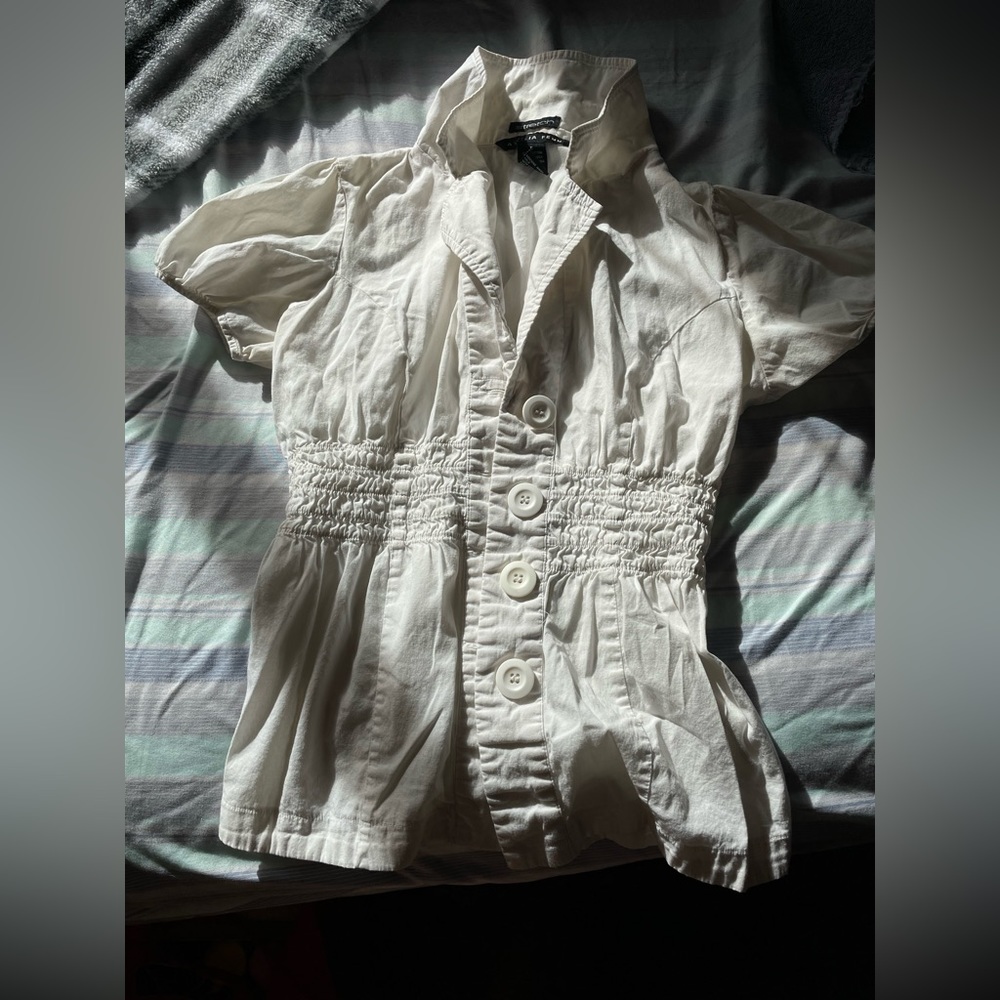 Dressy adorable vintage button down